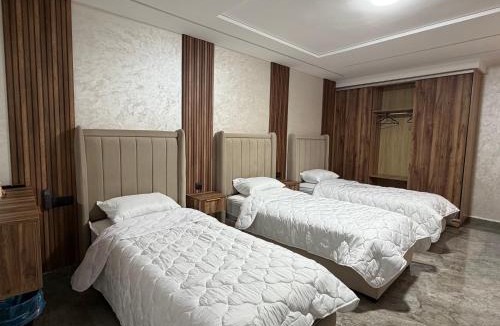 Berkane Apartment | Chambre Triple Séjour Confortable à Berkane