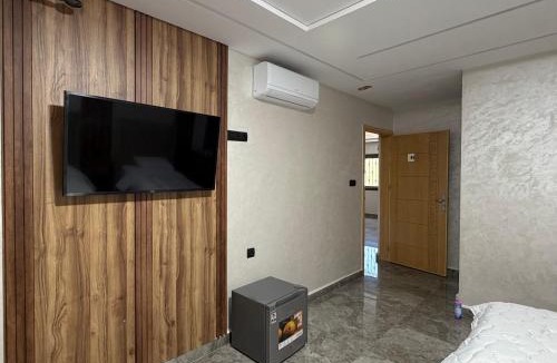 Berkane Apartment | Chambre Triple Séjour Confortable à Berkane