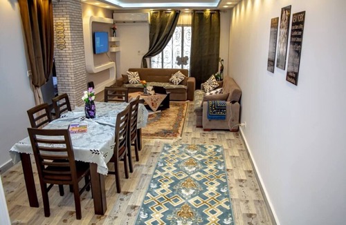 Al Rehab Apartment | Charming 2-bedroom apartment with WiFi, AC in fantastic Newcairo Cairo Al Rehab