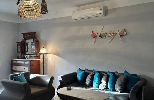 El Maamoura House | Charming 3-BR House Walk to Beach Tunisian Getaway