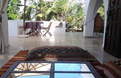 Djerba Ajim Villa | Charming Eastern Residence with Private Pool not overlooked