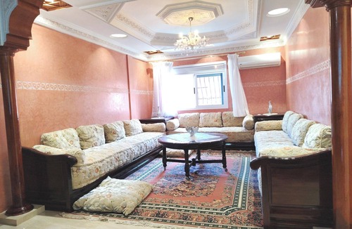 Menara Apartment | Charming Marrakech Apartment – Near Gueliz Center