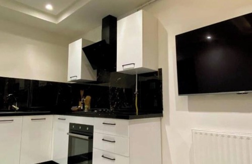 El Aouina House | Charming One Bedroom Apartment with Modern Amenities!