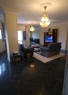 Maadi House | Charming Room in Maadi Degla, Cairo, Steps from Cairo American College CAC, Pet-Friendly