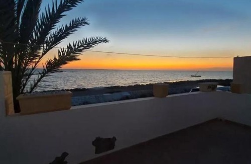 Chergui Apartment | Charming waterfront studio