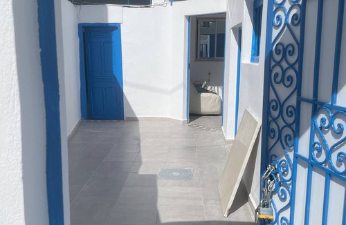 Kheredine Apartment | Chic 1-bedroom apartment with AC, WiFi in welcoming Kram/La Goulette