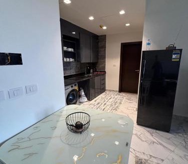 Al Alamayn Apartment | Chic Stays - 1BR Alamein Towers Floor 32