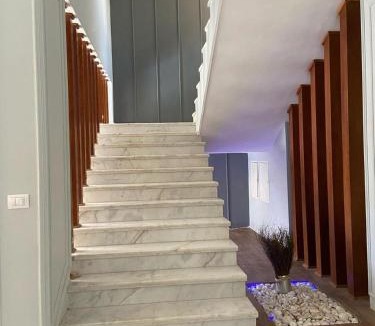 Dream Land Apartment | Chic Stays-Luxury Standalone Villa Sheikh Zayed