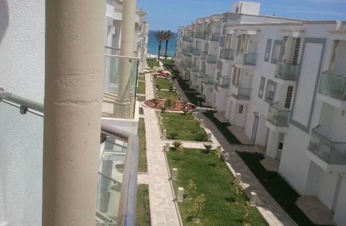 Chott Mariem Apartment | Chott Meriem feet in water Sousse Nord: Residence Nadine with swimming pool