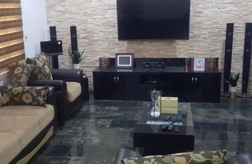 Orozo House | CHRIS-CASTLE 08148593128
