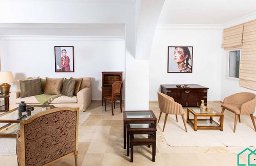 La Marsa House | Cité les pins: Belle maison avec jardin