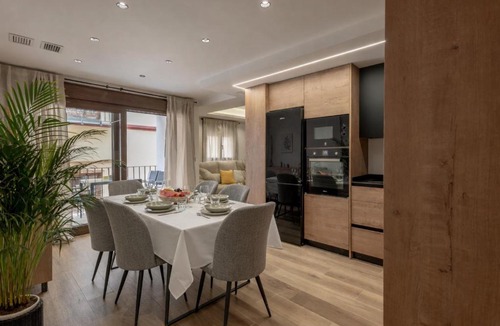 San Pedro Apartment | Comeback CASTA DIVA