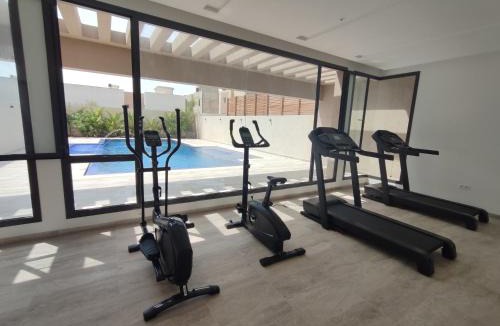 El Bassatine Apartment | Coquet appartement avec piscine à 10min de l'aéroport Tunis - family only