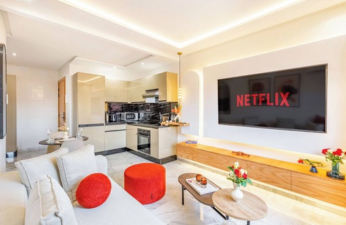 El Hara Apartment | Cosy 1BR Apartment in Guéliz, Free Parking, Near Carré Eden Mall