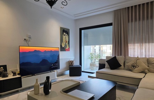 Ariana Apartment | COSY APARTMENT NEAR AIRPORT PRIVATE PARKING