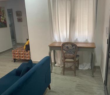 Ain Zaghouan Apartment | Cosy Artist 1 BR in Ain Zaghouan