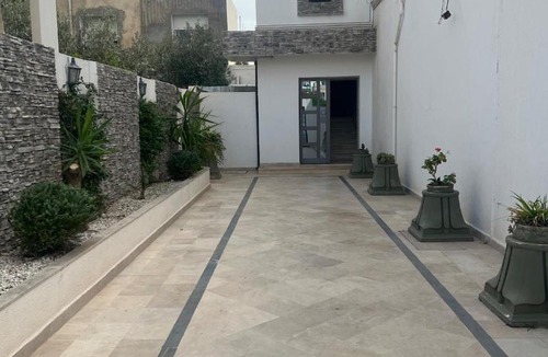 Cite Taieb Mhiri Apartment | Cosy in Aouina Near Lac Marsa and Airport