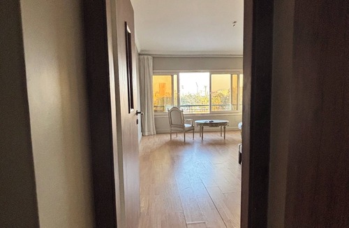 Al Duqqi Condo | Cosy Nile view Rowers 3 bedroom condo