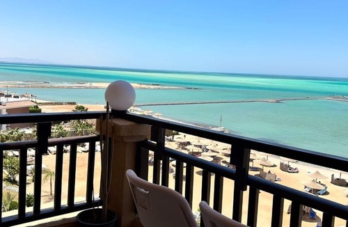 Dahar Ski Chalet | Cozy 1-Bedroom Chalet,Hurghada Concierge at Turtles Beach Resort –Front Sea View