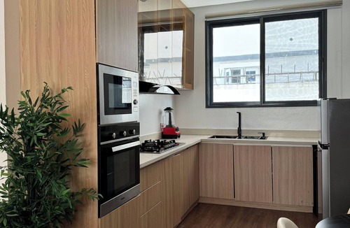 Ofin Apartment | Cozy 2 Bedroom Apartment with AC in lively Lekki
