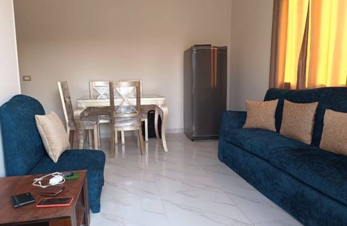 Al-Khalifa Apartment | Cozy Apartment with Quiet Rooftop in Mokattam"
