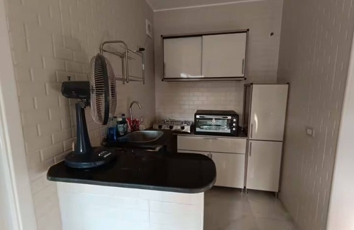 Al-Khalifa Apartment | Cozy Apartment with Quiet Rooftop in Mokattam"