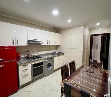 Hay Al Matar Apartment | Cozy Apartment with Moroccan Salon Hay Al Matar