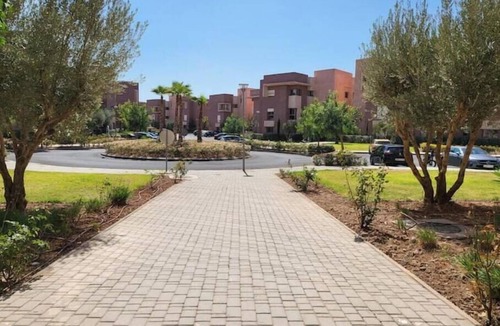 Mouassine Condo | Cozy & Chic 2-Bedroom Pool-View Apartment at Prestigia Saphir