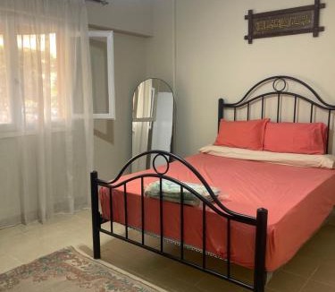 New Cairo Apartment | Cozy New Cairo Stay - Steps from garden 8