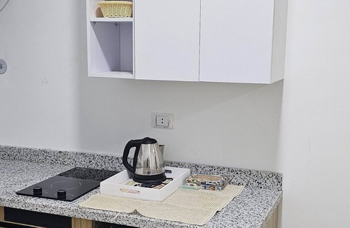 Sakkala Apartment | Cozy Sea-View Studio in Hurghada – Steps from Beach, Close to Airport & Transit