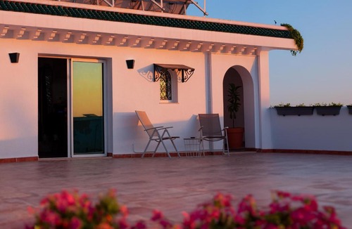 Cite El Habib Apartment | Cozy Studio with Rooftop Terrace & Cityscape Views