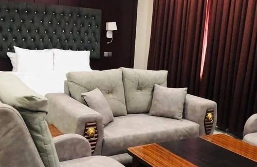 Akure Hotel | DÉJÀ VU HOTEL AND SUITES