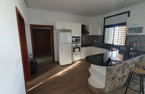 El Maamoura Villa | DAR BHAR DAROUFA (Renovated seaside house)