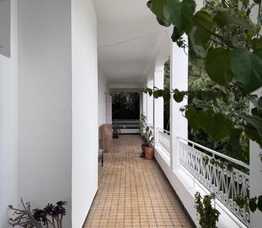 Amilcar Apartment | Dar Dido - 3 bedroom apartment in Carthage with WiFi, AC