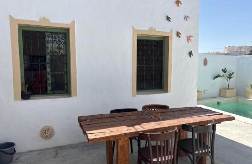 Erriadh House | Dar El Ayla, maison djerbienne Djerbahood