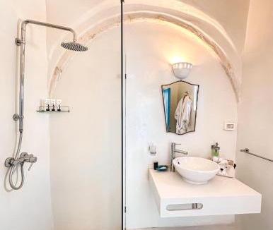Erriadh House | Dar Fen Luxery House