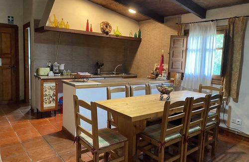 Reocin de los Molinos Apartment | Description