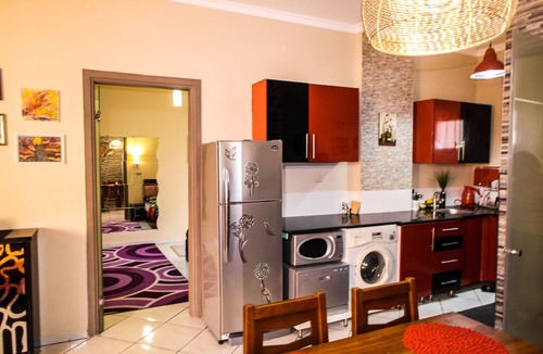 Al Mamsha El Seyahi Ski Chalet | Desert Pearl ART. Stylish Apartment in Touristic Center of Hurghada