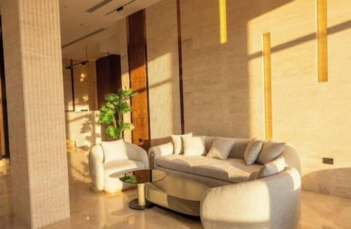 Qasr an-Nil Apartment | DHB STAYS : Qasr El Nil Smart 1BR G-301