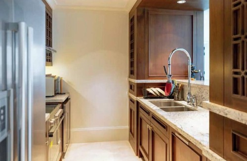 Qasr an-Nil Apartment | DHB STAYS - St. Regis, 1BR Partial Nile View Apt