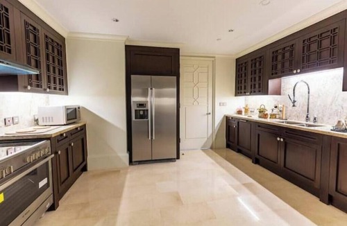Qasr an-Nil Apartment | DHB STAYS - St. Regis 2BR Partial Nile View Apt