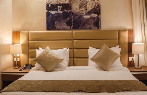 Madinat Al Ashir min Ramadan Hotel | Diamond Land Hotel