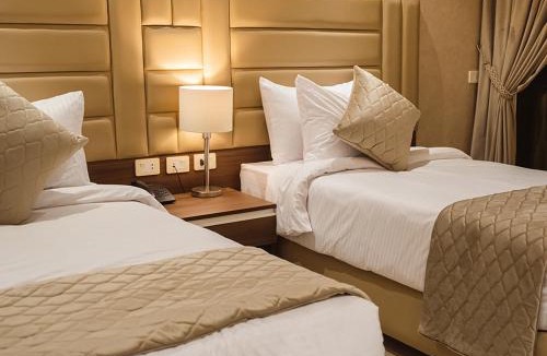 Madinat Al Ashir min Ramadan Hotel | Diamond Land Hotel