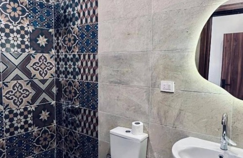 Giza Governorate Apartment | Double or Twin Room with Mountain View