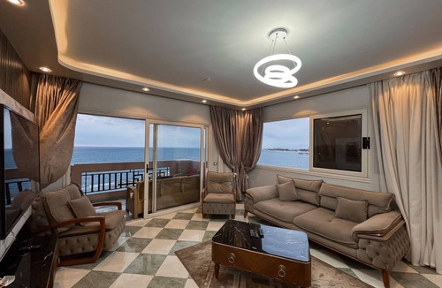 Al-Muntazah Apartment | Downtown Entire Sea view 3 bedroom apartment