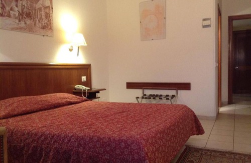 Ras Ettabia Hotel | El Hana International