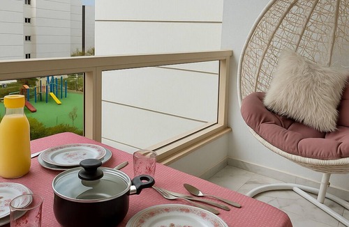 Suez Canal Ski Chalet | Elegant Beachfront Flat