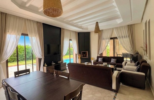 Zaouia Sidi Abdallah Ben Sassi House | ✨ Elegant Villa with Private Pool