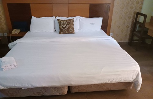 Idowa Resort | Equity resort hotel
