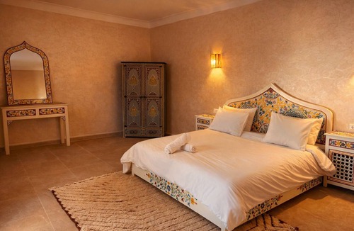 Ait Zat House | Exceptional 7-bedroom villa, private pool, not overlooked
